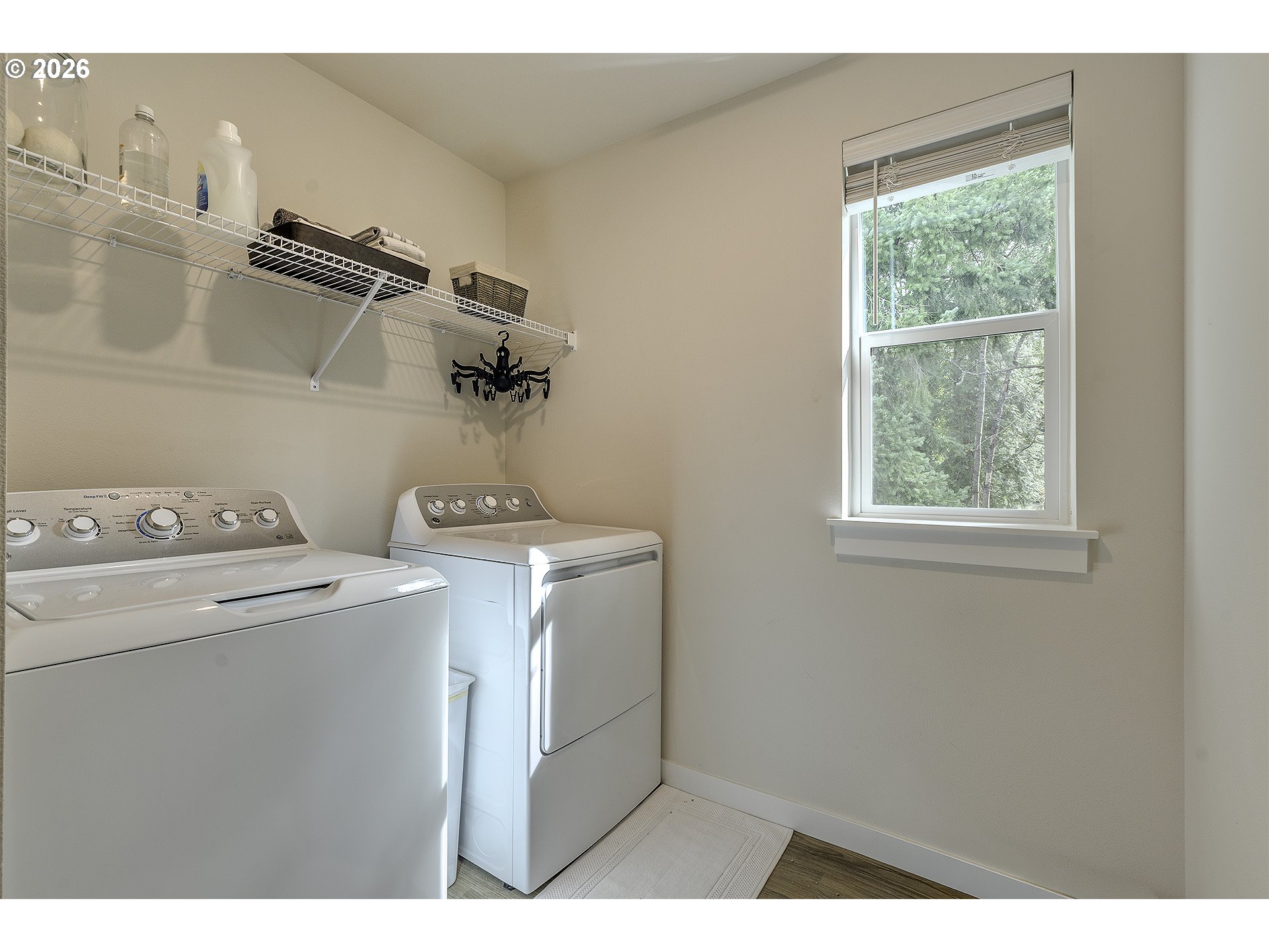 1156 Tansy Lane Canby, OR 97013 - Photo 28 of 35 a utility room with dryer and washer