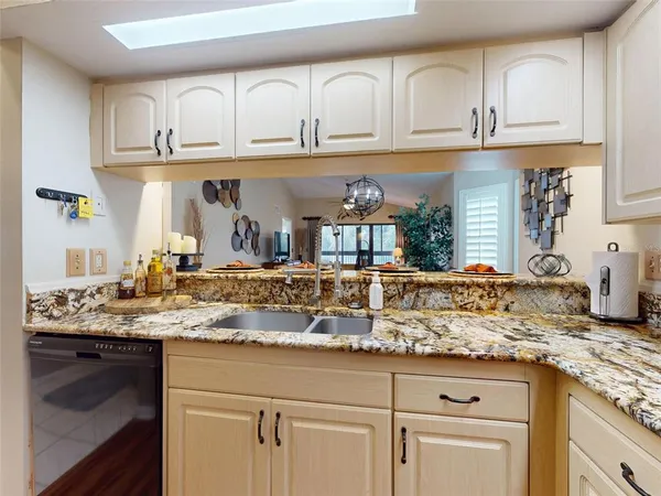 $399,000 | 402 Bouchelle Drive, Unit 206, New Smyrna Beach, FL 32169
