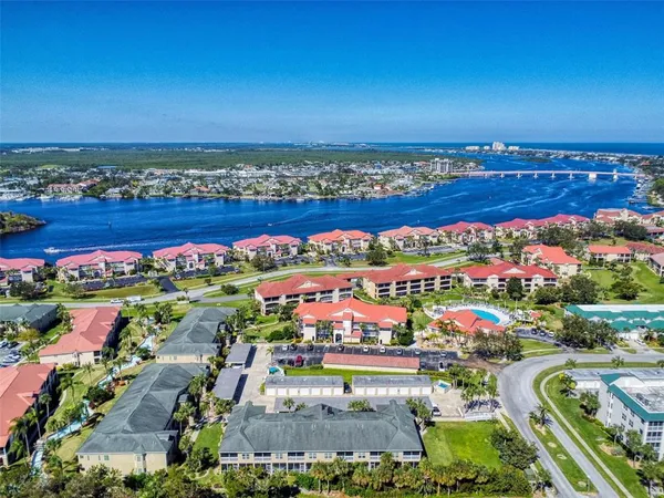 $399,000 | 402 Bouchelle Drive, Unit 206, New Smyrna Beach, FL 32169