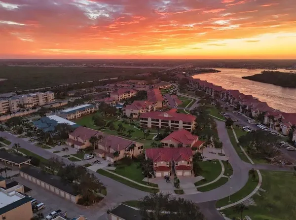 $399,000 | 402 Bouchelle Drive, Unit 206, New Smyrna Beach, FL 32169