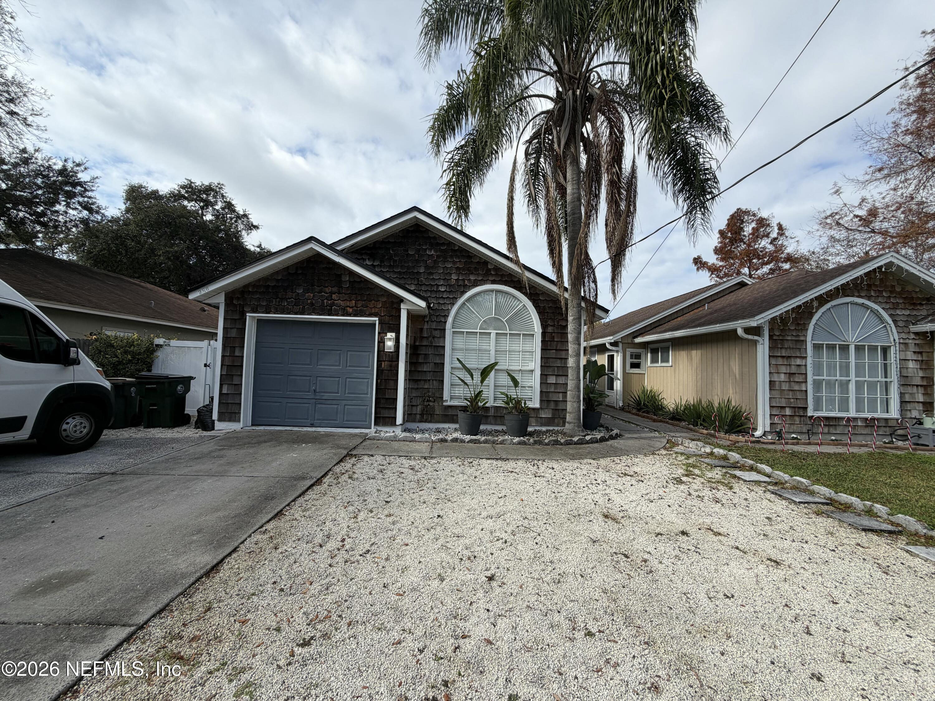 286 Main Street Atlantic Beach, FL 32233 - Photo 36 of 46 a view of a house with a patio