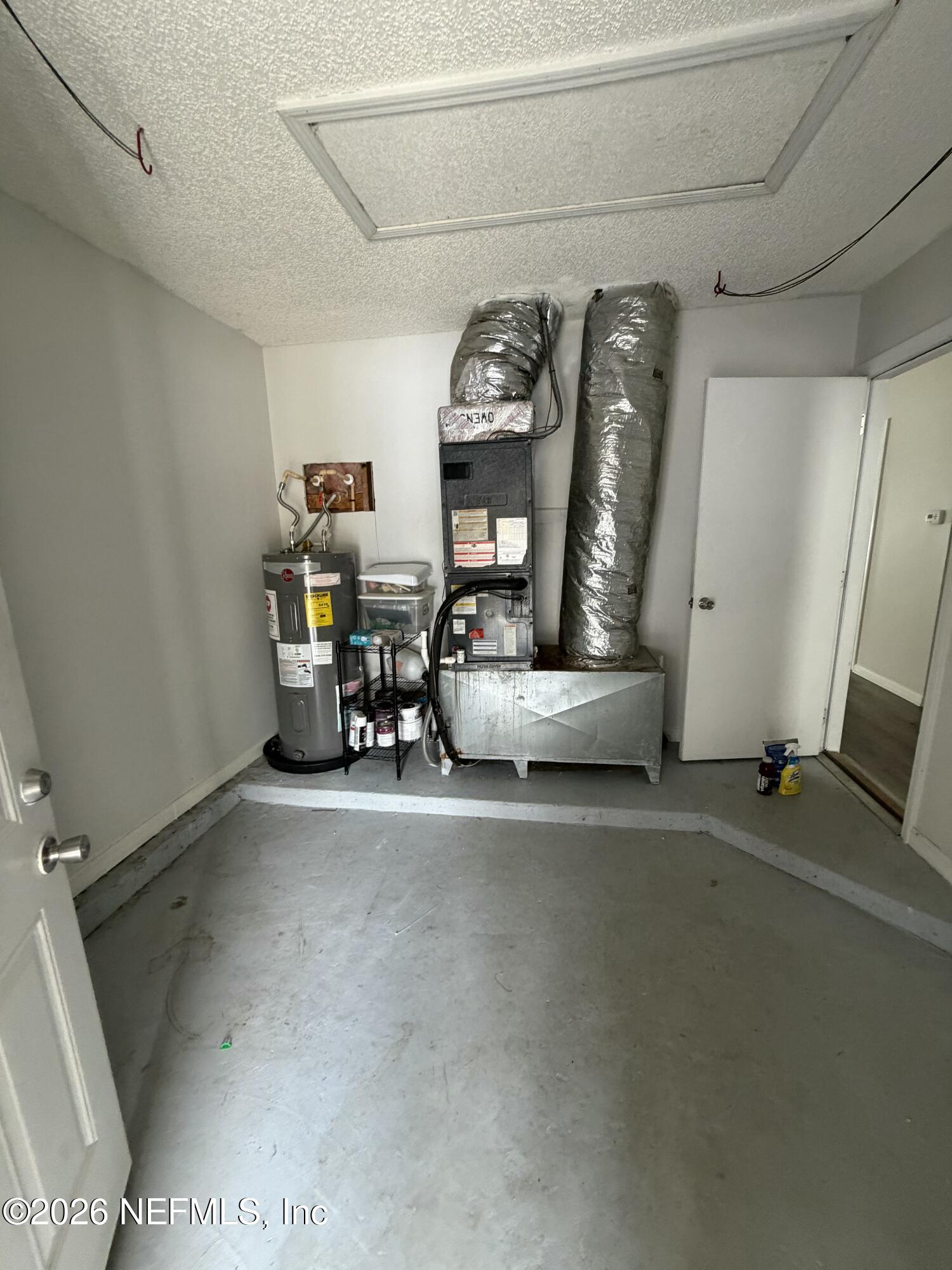 286 Main Street Atlantic Beach, FL 32233 - Photo 39 of 46 a view of a livingroom with furniture and staircase
