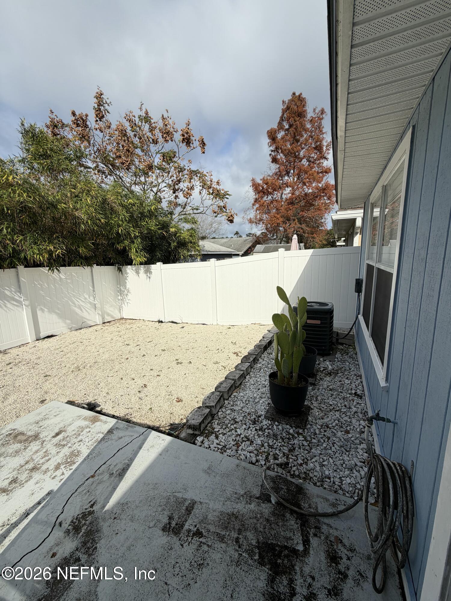 286 Main Street Atlantic Beach, FL 32233 - Photo 42 of 46 a view of a terrace