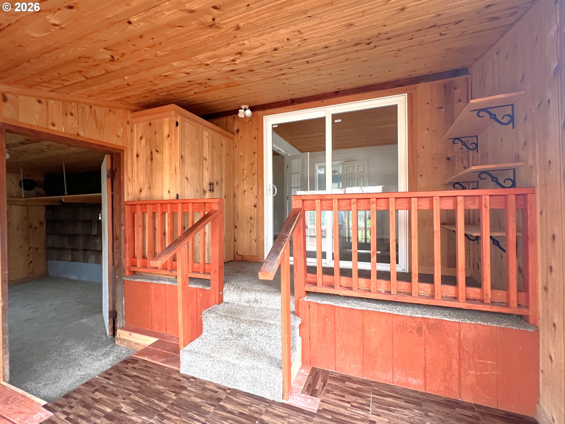 94191 10th Street Gold Beach, OR 97444 - Photo 8 of 33 a view of a balcony