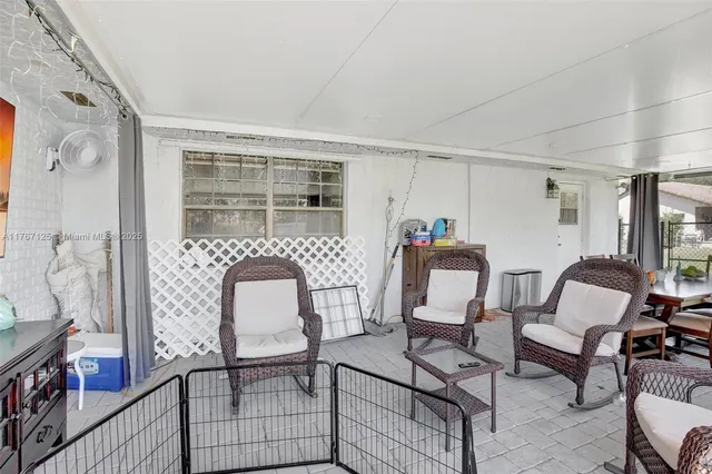 $950,000 | 2940 Southwest 156th Avenue, Davie, FL 33331