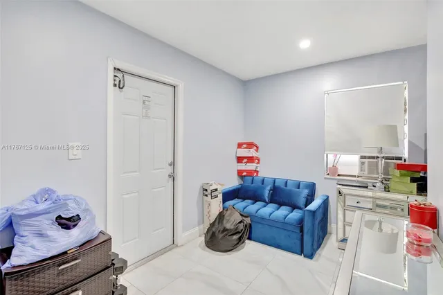 $950,000 | 2940 Southwest 156th Avenue, Davie, FL 33331