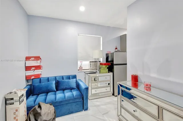 $950,000 | 2940 Southwest 156th Avenue, Davie, FL 33331