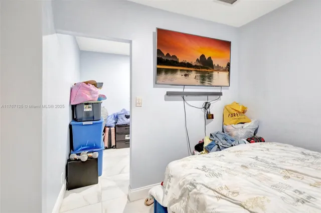 $950,000 | 2940 Southwest 156th Avenue, Davie, FL 33331