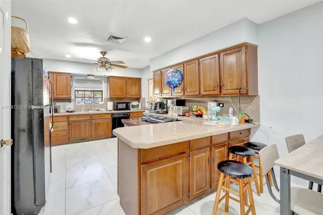 $950,000 | 2940 Southwest 156th Avenue, Davie, FL 33331