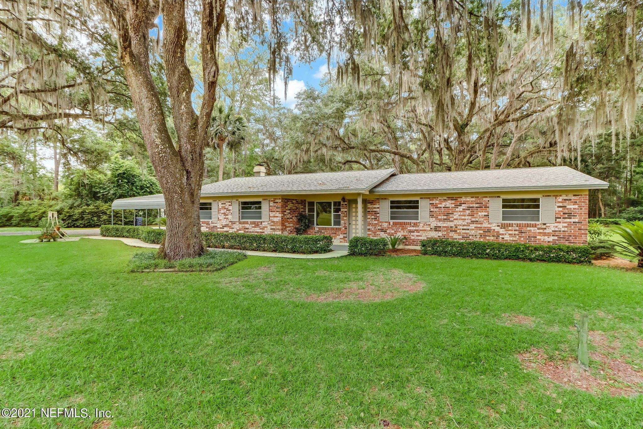 37424 Pineridge Road Hilliard, FL 32046 - Photo 3 of 52 web_37424 Pineridge Road-9