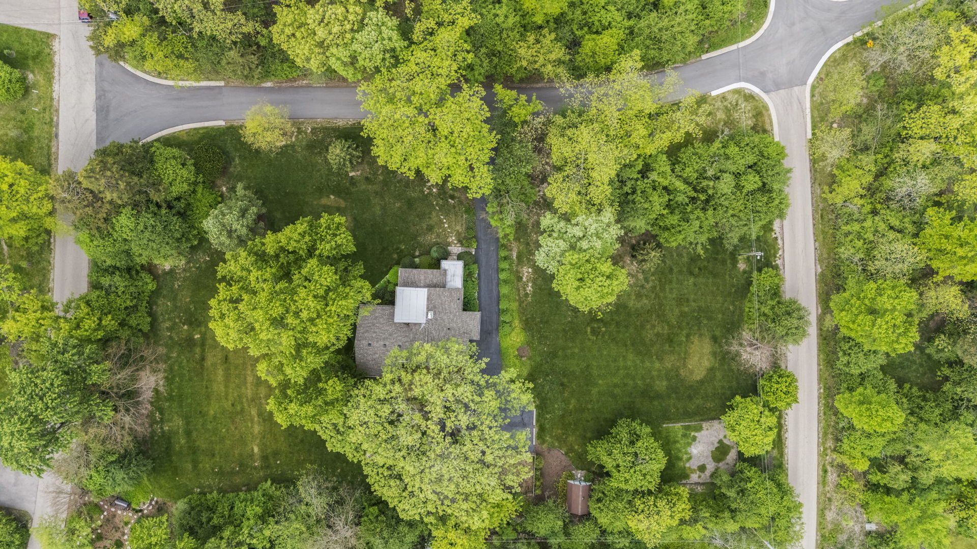 291 Rustic Drive Barrington, IL 60010 - Photo 31 of 34 Gallery Image 31