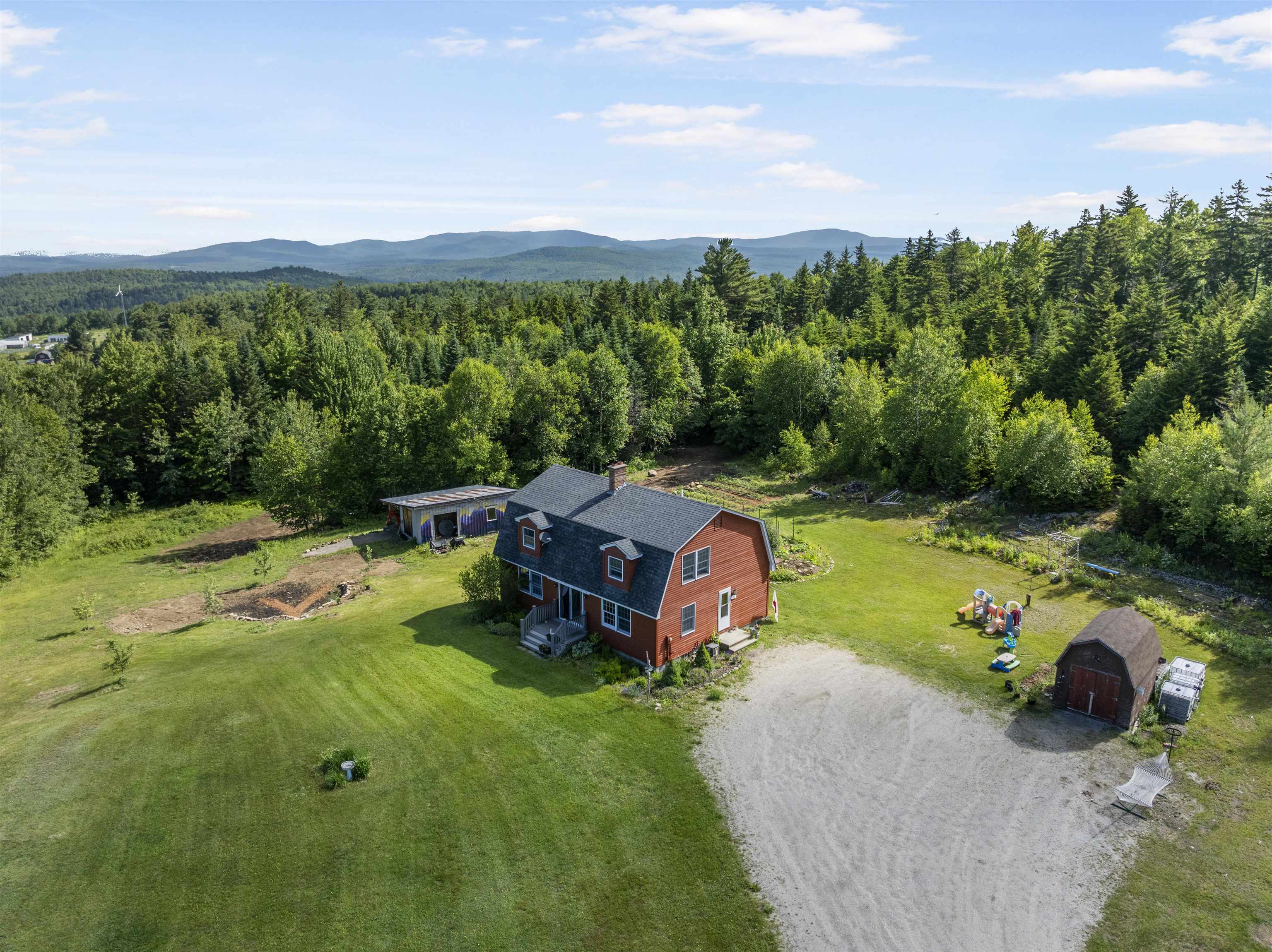 192 Cates Hill Road Berlin, NH 03570 - Photo 4 of 40