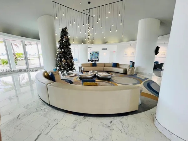 $2,425 | 1000 West Avenue, Unit 1006, Miami Beach, FL 33139