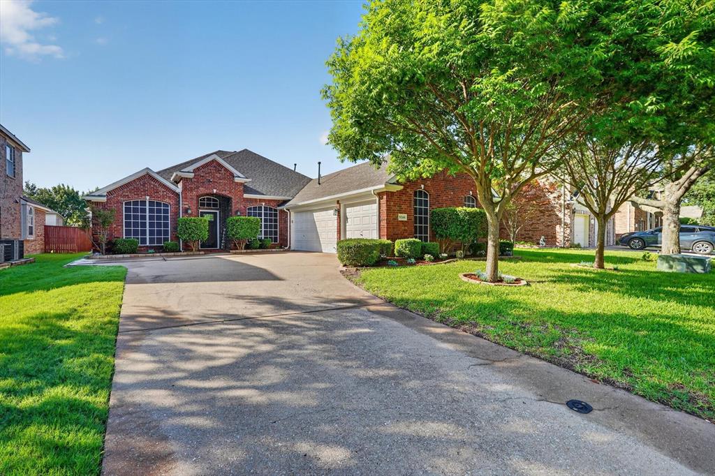 9506 Garrett Drive Rowlett, TX 75089 - Photo 2 of 40