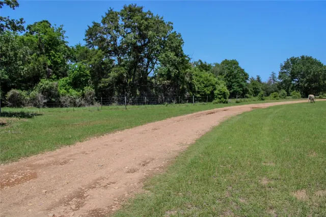 $5,118,420 | 1197 Private Road 2071, Giddings, TX 78942