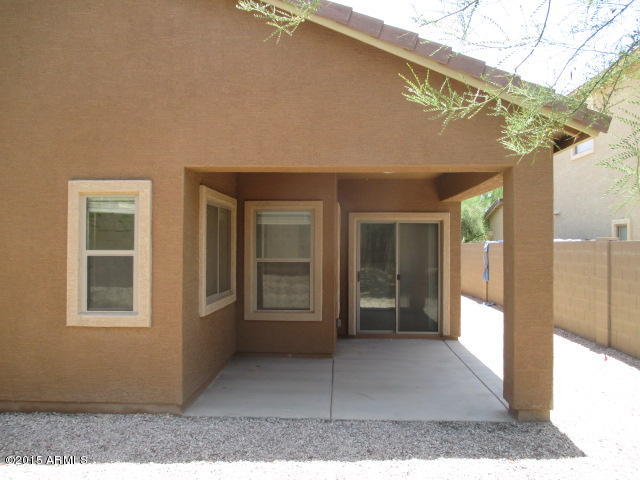 9922 West Bloch Road Tolleson, AZ 85353 - Photo 11 of 25 023-253802- back patio