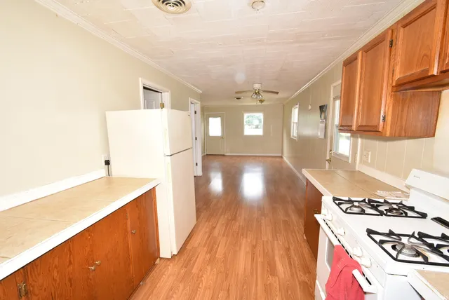 $139,900 | 403 South Howard Street, Oxford, IN 47971