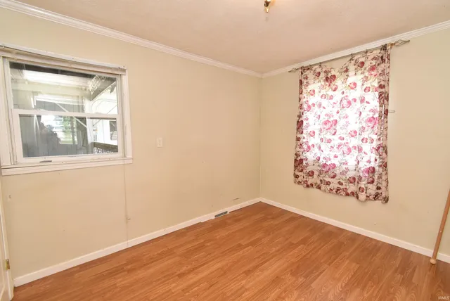 $139,900 | 403 South Howard Street, Oxford, IN 47971