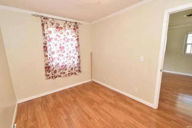 $139,900 | 403 South Howard Street, Oxford, IN 47971