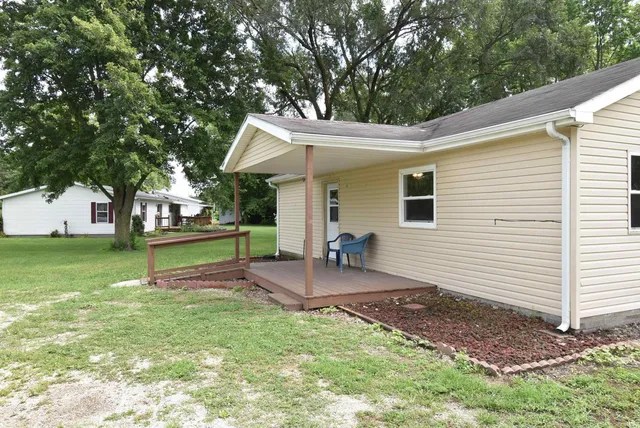$139,900 | 403 South Howard Street, Oxford, IN 47971