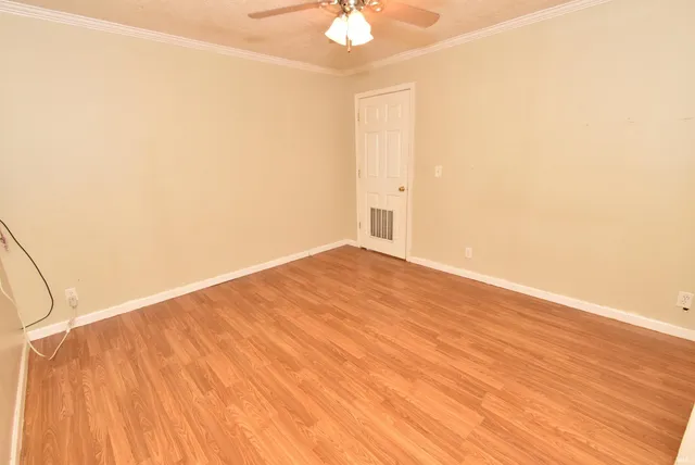 $139,900 | 403 South Howard Street, Oxford, IN 47971