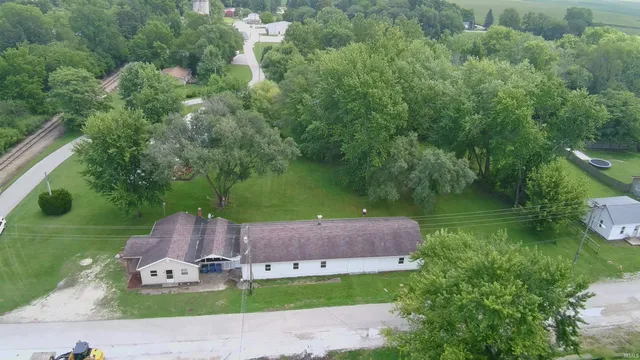 $139,900 | 403 South Howard Street, Oxford, IN 47971