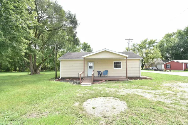 $139,900 | 403 South Howard Street, Oxford, IN 47971