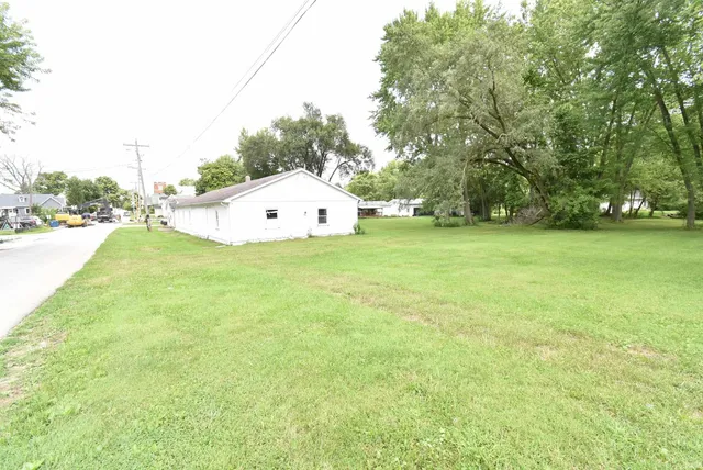 $139,900 | 403 South Howard Street, Oxford, IN 47971