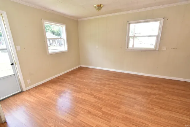 $139,900 | 403 South Howard Street, Oxford, IN 47971