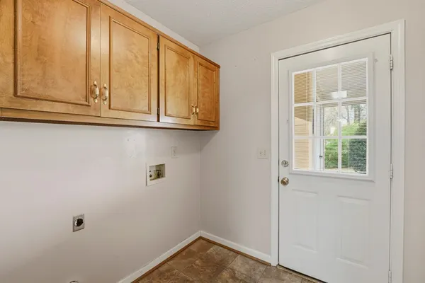 $325,000 | 303 Waterford Drive, Cataula, GA 31804