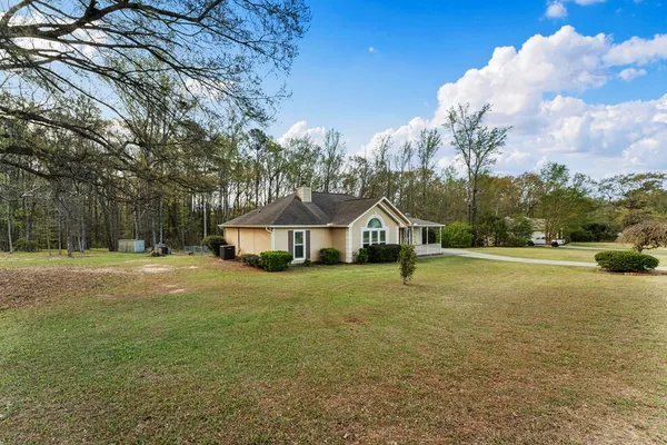 $325,000 | 303 Waterford Drive, Cataula, GA 31804