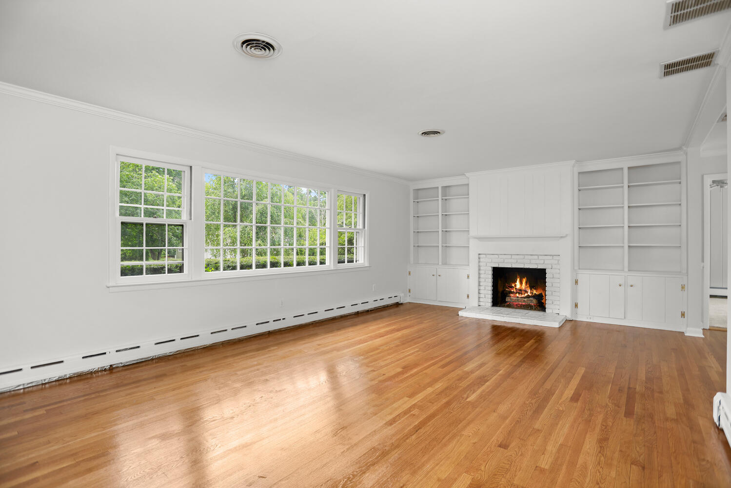 163 Farm Road New Canaan, CT 06840 - Photo 4 of 33 163 Farm Rd New Canaan CT-large-031-032-