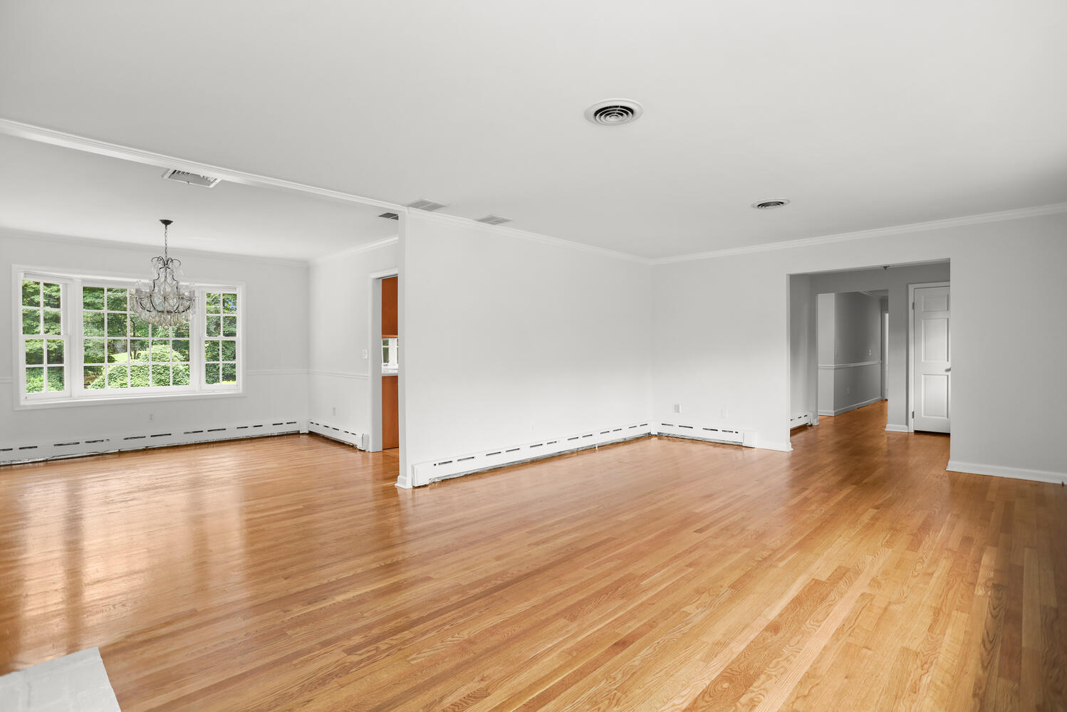 163 Farm Road New Canaan, CT 06840 - Photo 5 of 33 163 Farm Rd New Canaan CT-large-034-035-