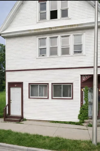 $139,000 | 2477 North 6th Street, Milwaukee, WI 53212