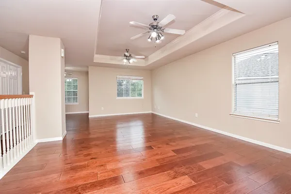 $2,500 | 407 Stream Mill Lane, Katy, TX 77494