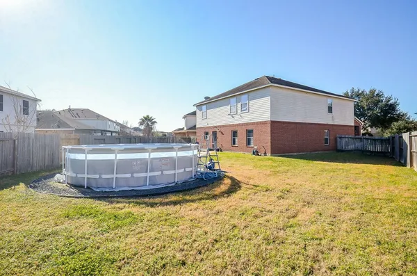 $2,500 | 407 Stream Mill Lane, Katy, TX 77494