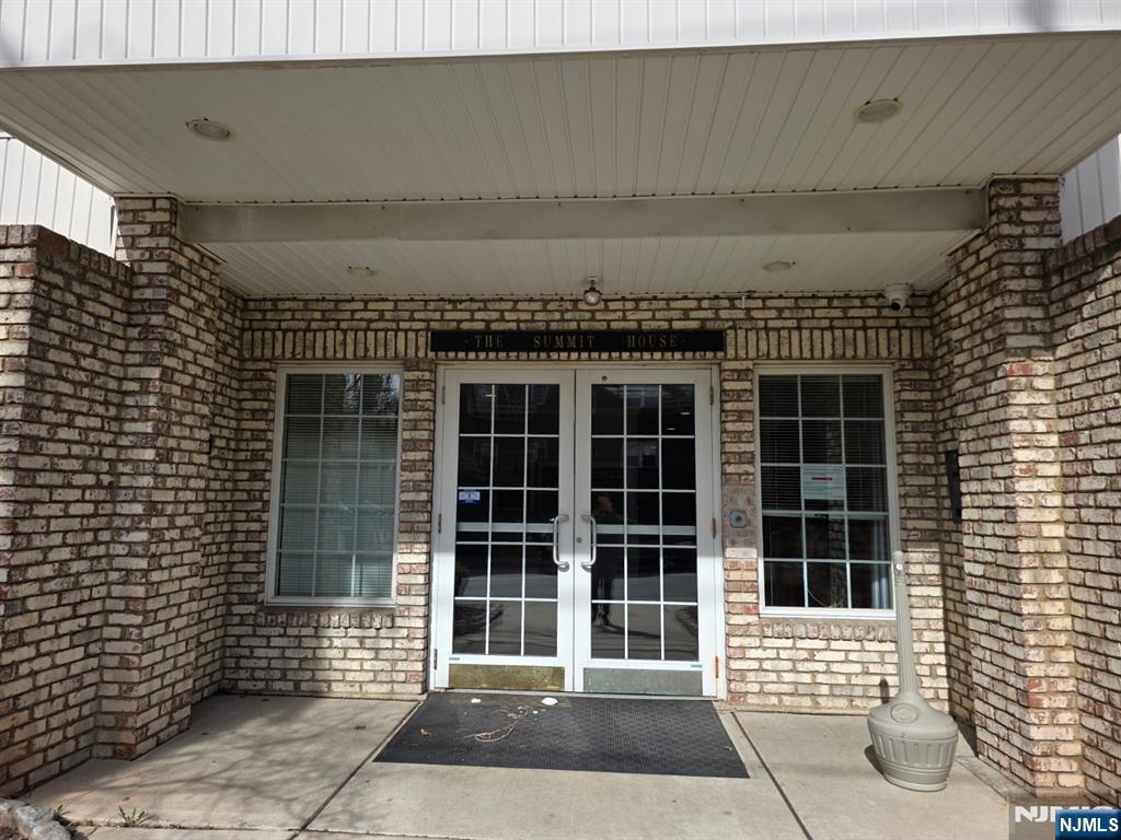 420 Passaic Street, Unit 2G Hackensack, NJ 07601 - Photo 2 of 35