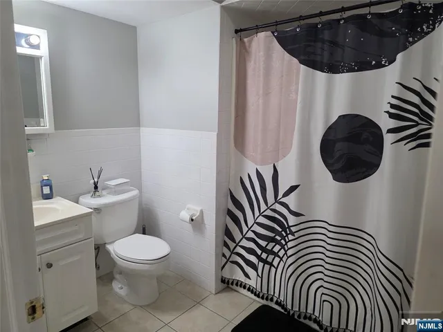 $430,000 | 420 Passaic Street, Unit 2G, Hackensack, NJ 07601