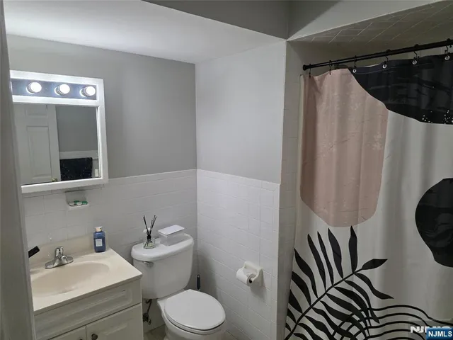 $430,000 | 420 Passaic Street, Unit 2G, Hackensack, NJ 07601