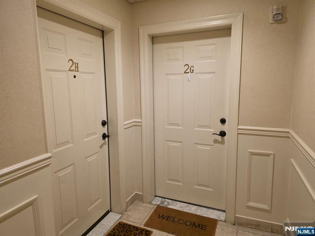 420 Passaic Street, Unit 2G Hackensack, NJ 07601 - Photo 6 of 35 a view of a bathroom