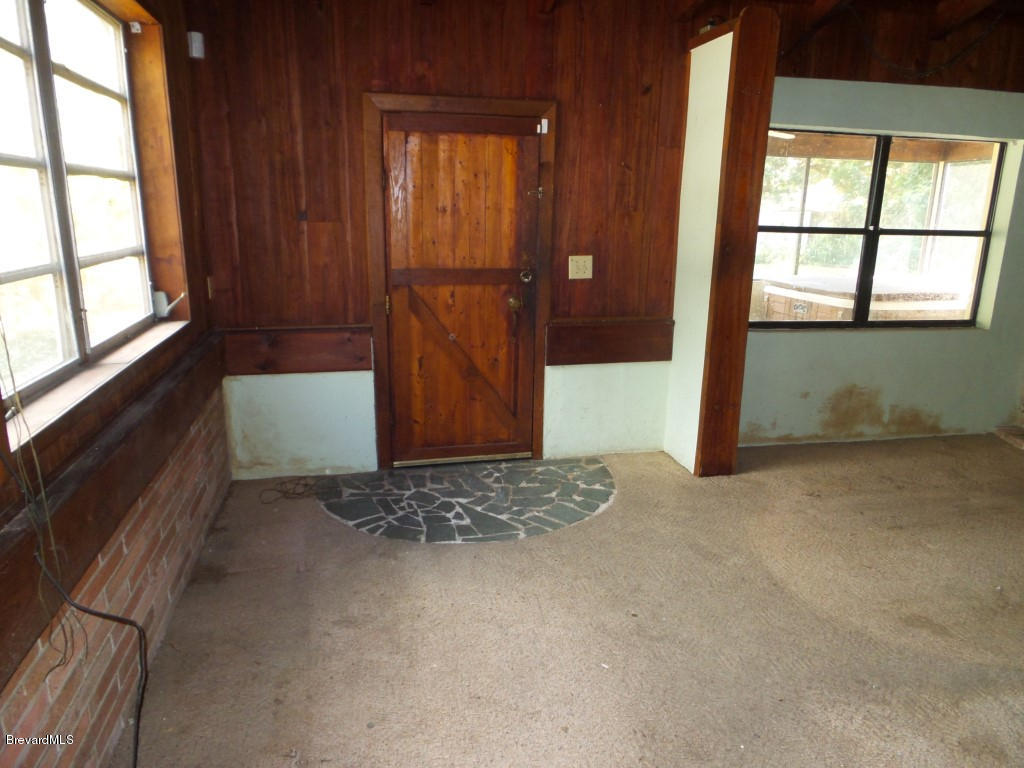 3001 Township Road Malabar, FL 32950 - Photo 5 of 10 Dining Area