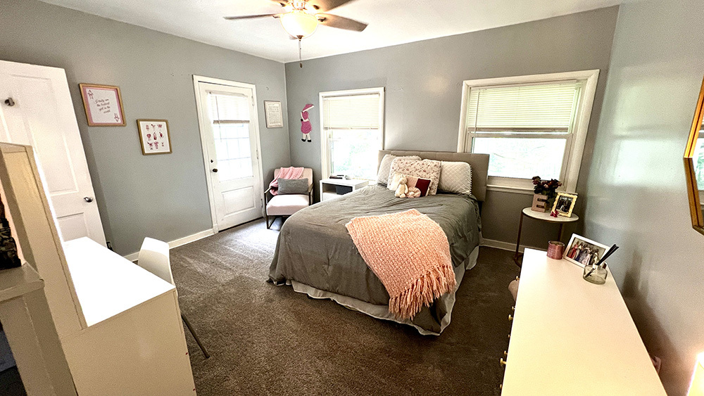 644 Genesee Avenue Morrison, IL 61270 - Photo 21 of 52 a bed room with a bed and a window