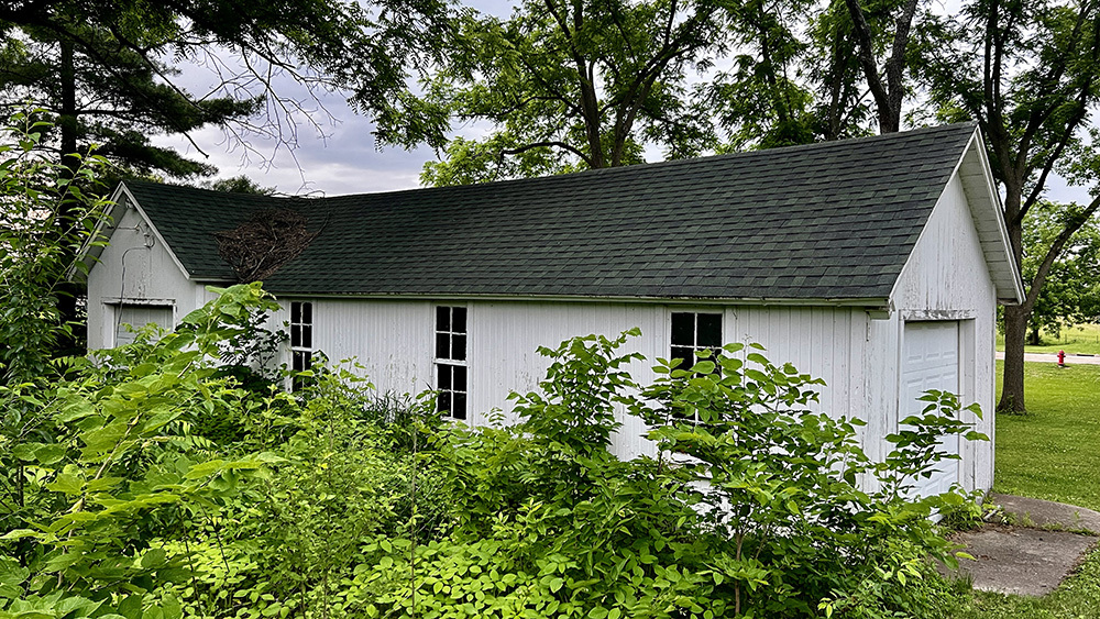 644 Genesee Avenue Morrison, IL 61270 - Photo 38 of 52 front view of a house with a small yard