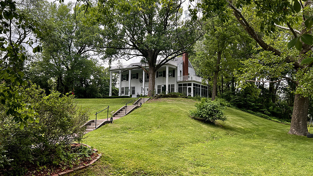 644 Genesee Avenue Morrison, IL 61270 - Photo 47 of 52 a view of house with a yard