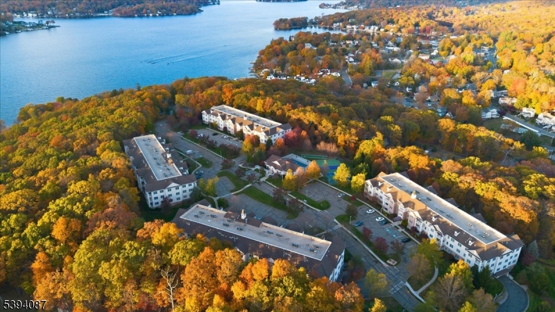 89 Ridgeview Lane, Unit 89 Mount Arlington, NJ 07856 - Photo 39 of 43 a view of a lake