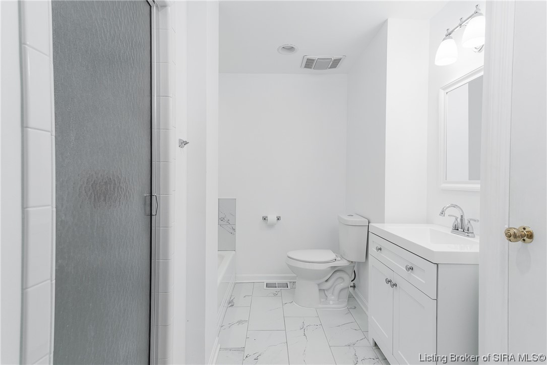 7 Orchard Lane Floyds Knobs, IN 47119 - Photo 46 of 88