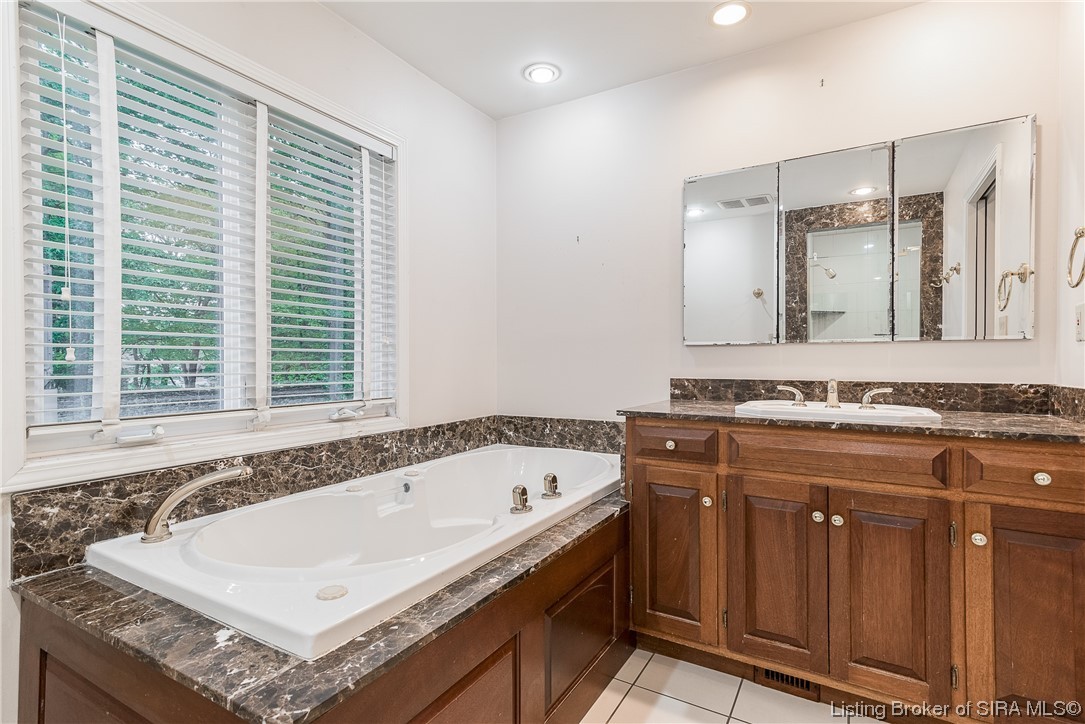 7 Orchard Lane Floyds Knobs, IN 47119 - Photo 53 of 88