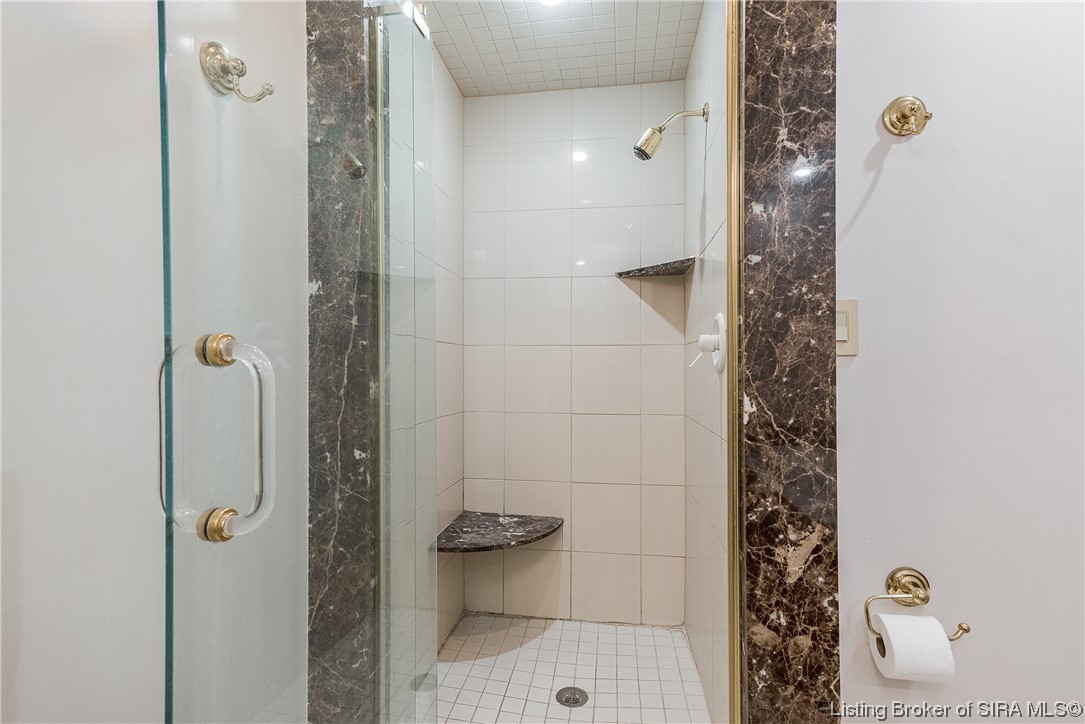 7 Orchard Lane Floyds Knobs, IN 47119 - Photo 54 of 88