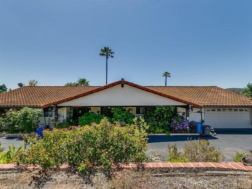 14705 Vesper Road Valley Center, CA 92082 - Photo 2 of 25