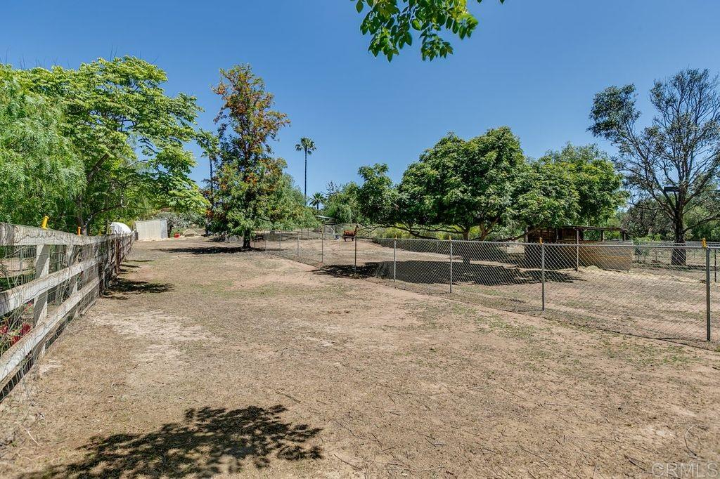 14705 Vesper Road Valley Center, CA 92082 - Photo 22 of 25 2.5 acres of fully gated property has multiple corals